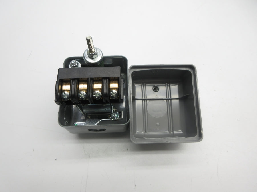 SQUARE D 9013GHG5J65 SER. C 575V 215/250PSI NSNP