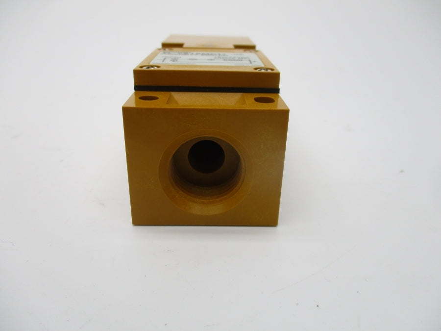 OMRON TL-YS15MC14-US 12-24VDC NSMP