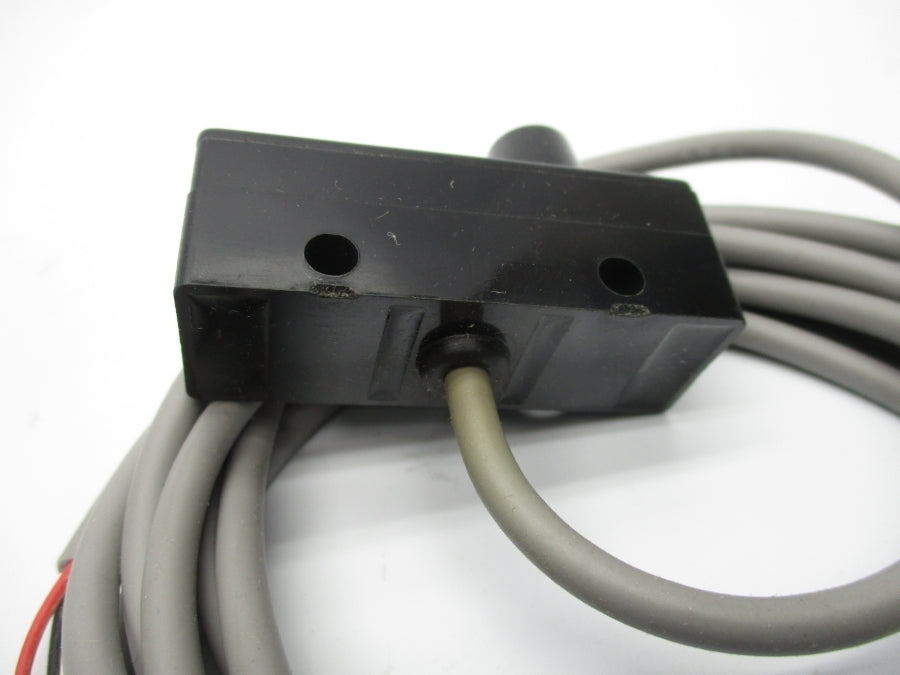 OMRON TL-M5ME1 10-30VDC NSMP