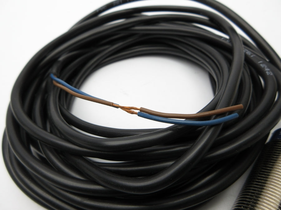 TELEMECANIQUE XS618B1MAL5 24-240V NSMP