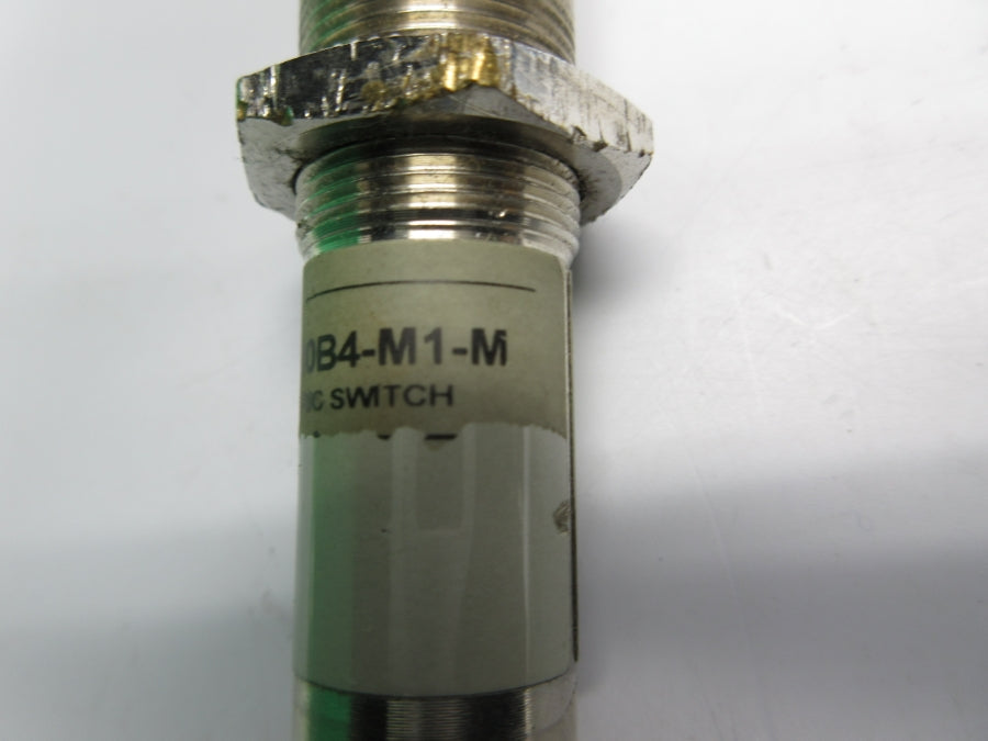 OMRON E3F2-DS30B4-M1-M UNMP