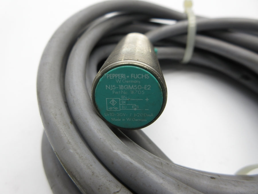 PEPPERL+FUCHS NJ5-18GM50-E2 18705 10-30V UNMP