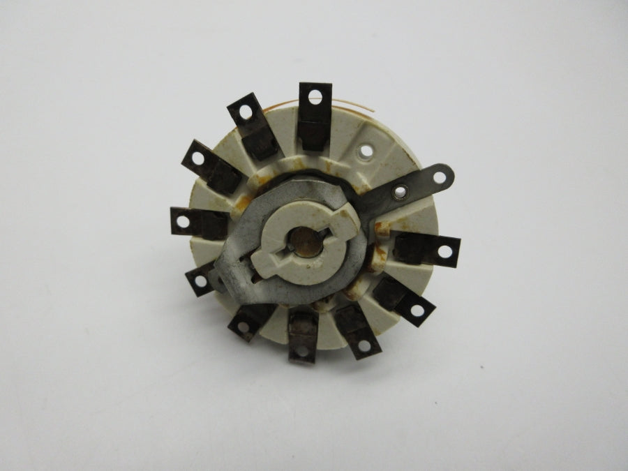 OHMITE 111-10 125VAC 15A NSMP