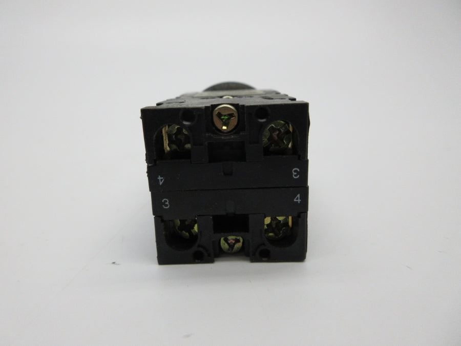 TELEMECANIQUE XD2-PA24 600V 10A NSNP