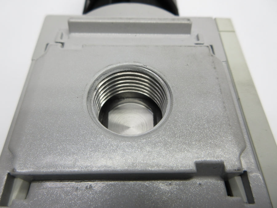 FESTO MS6-LFR-1/2-D7-E-R-M-AS 529188 300PSI (AS PICTURED) UNMP