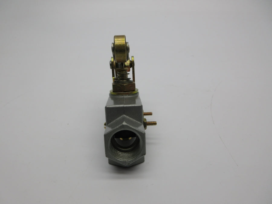 MICRO SWITCH BZE6-2RQ2 600VAC 2A (GREY) (AS PICTURED) NSNP