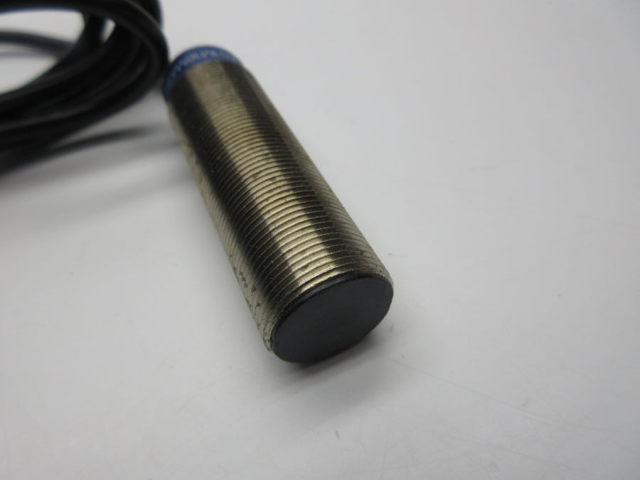 TELEMECANIQUE XS1M18MA250 24-240V NSNP
