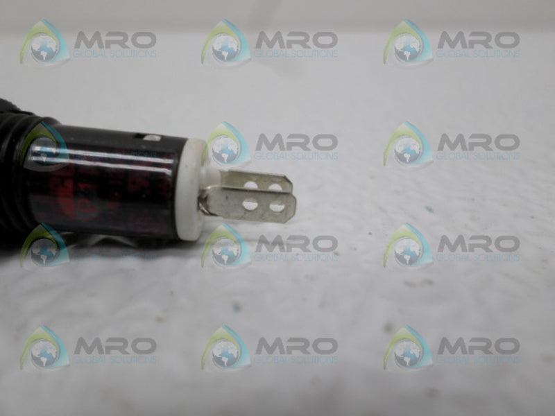 IDEC AP1M RED DOMED LED PILOT LIGHT  NSNP