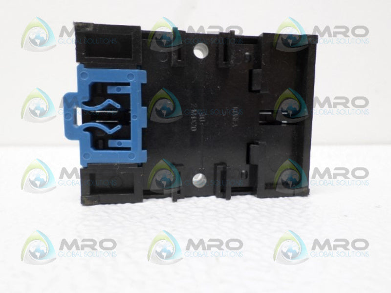 PANASONIC AT8-DF8K RELAY SOCKET NSNP