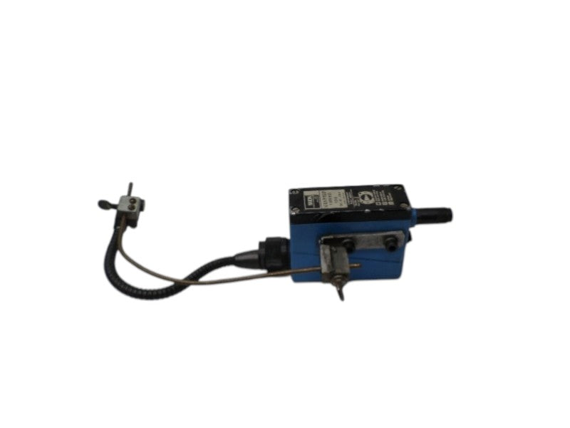 SICK NTL6-B18E01 PHOTOELECTRIC SENSOR UNMP