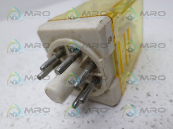 IDEC RR2P-U RELAY 50VAC UNMP