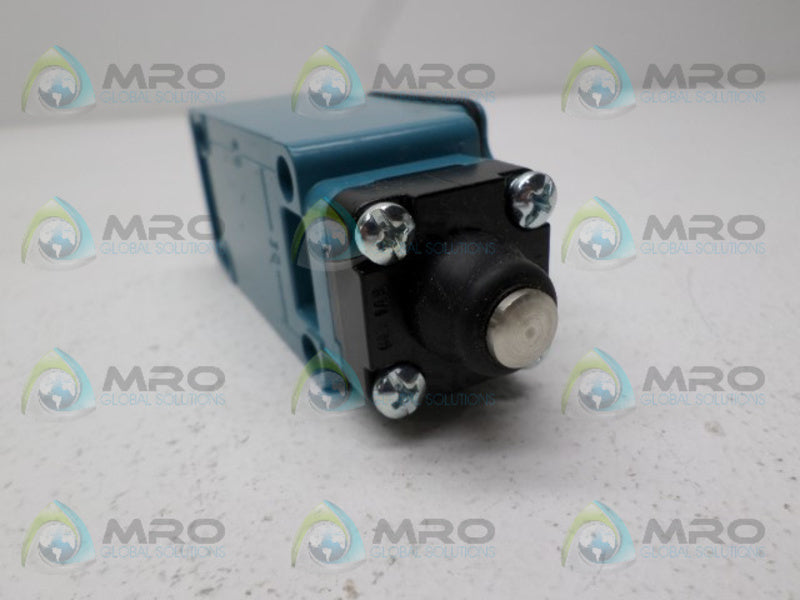 HONEYWELL GLAA20B LIMIT SWITCH NSNP