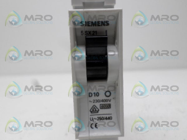 SIEMENS 5SX2110-8 CIRCUIT BREAKER 10A UNMP
