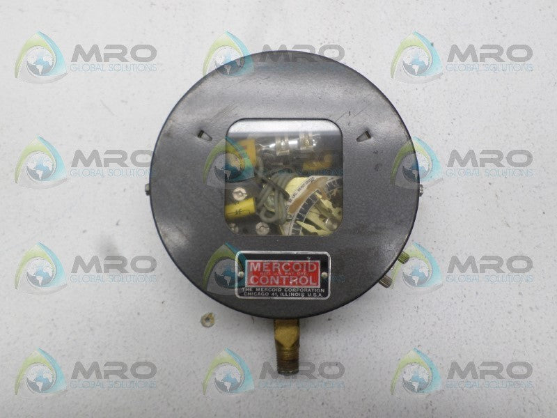 MERCOID DA-31-127-R1 PRESSURE CONTROL SWITCH UNMP