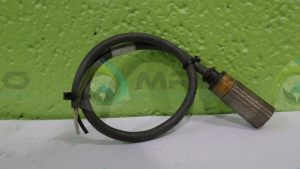 OMRON E2E-X5Y1-US UNMP