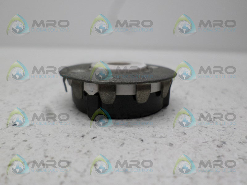 LEVITON 517 LAMPHOLDER NSNP