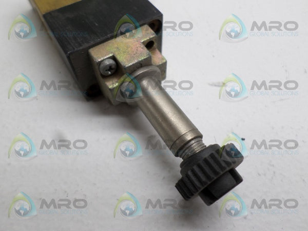 PNUEMAX 778.32.0.1C.M2 PNEUMATIC CYLINDER NSNP