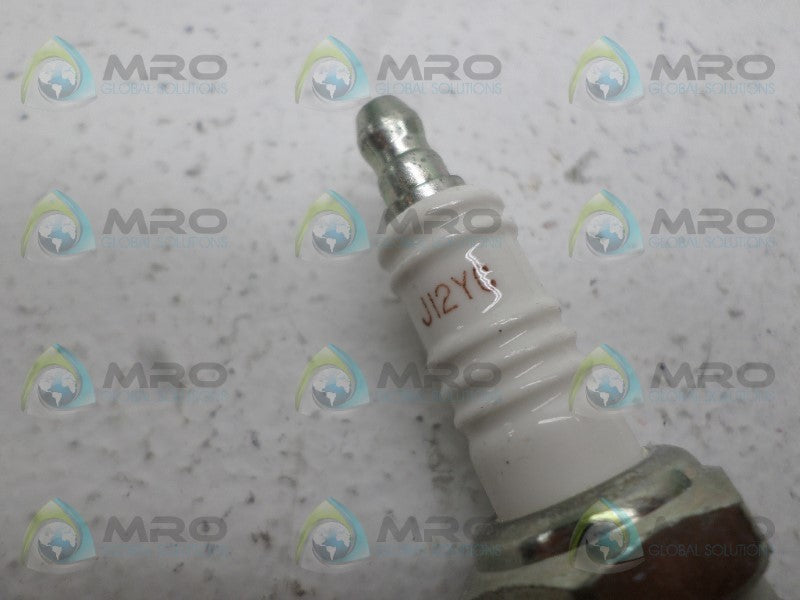 CHAMPION 10 J12YC SPARK PLUG NSNP