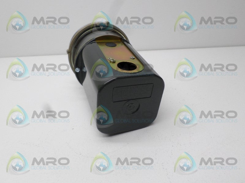 DWYER A3000-6MM-TP PRESSURE GAUGE 0-6MM WC NSNP
