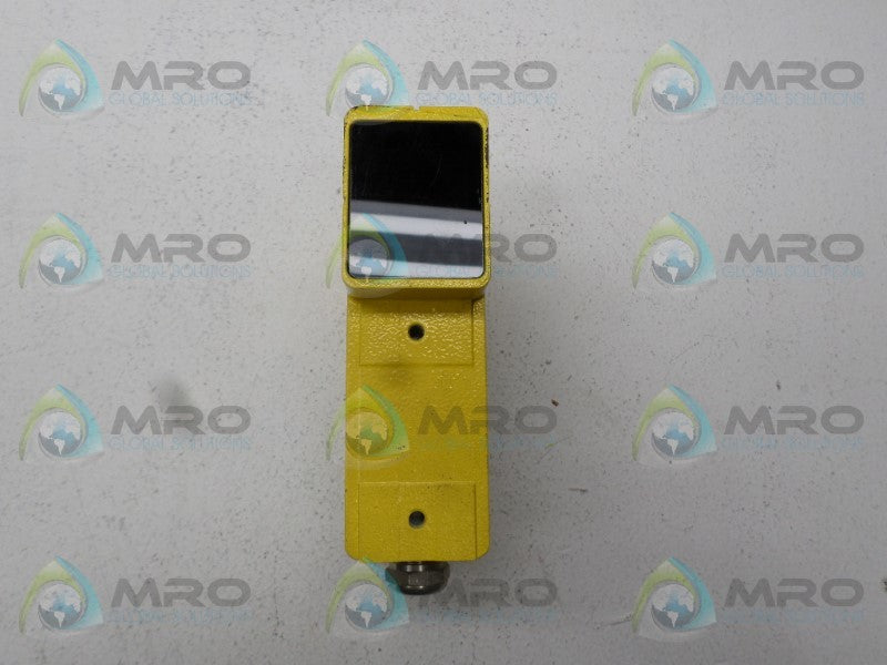 SICK WEU26/2-220 PHOTOELECTRIC SENSOR UNMP