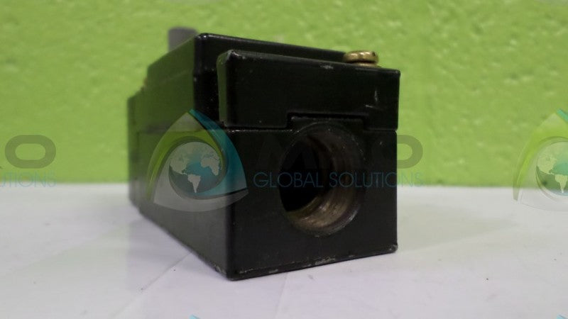 SQUARE D AE02724 LIMIT SWITCH UNMP