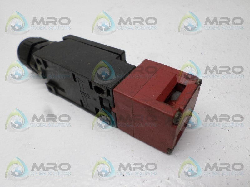 OMRON D4DS-3AFS DOOR SWITCH UNMP