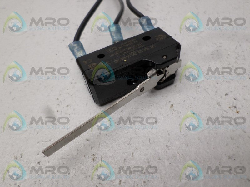 MICRO SWITCH BA-2RVT LIMIT SWITCH UNMP