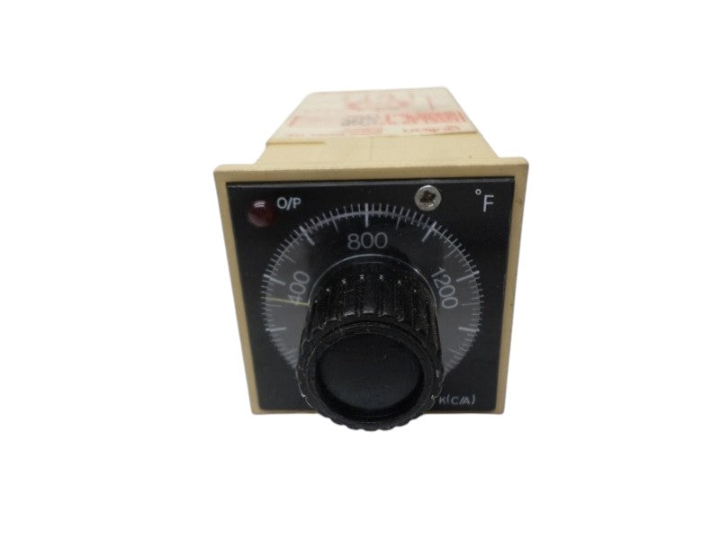 GULTON ELF11/100B TEMPERATURE CONTROLLER UNMP