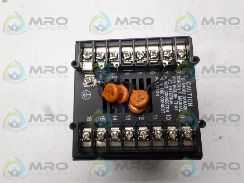 HONEYWELL DC200H-2-000-100000-0 TEMPERATURE CONTROLLER NSNP