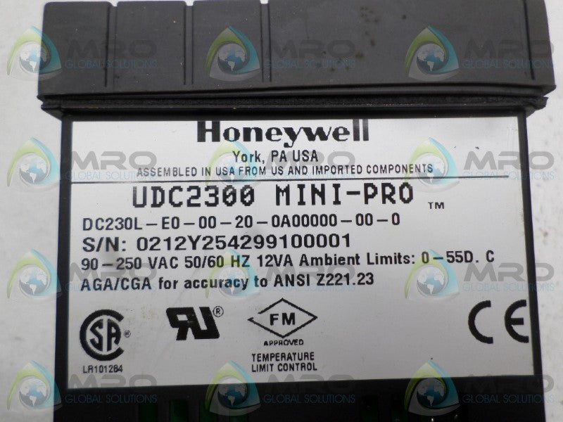 HONEYWELL DC230L-E0-00-20-0A00000-00-0 TEMPERATURE CONTROLLER UNMP