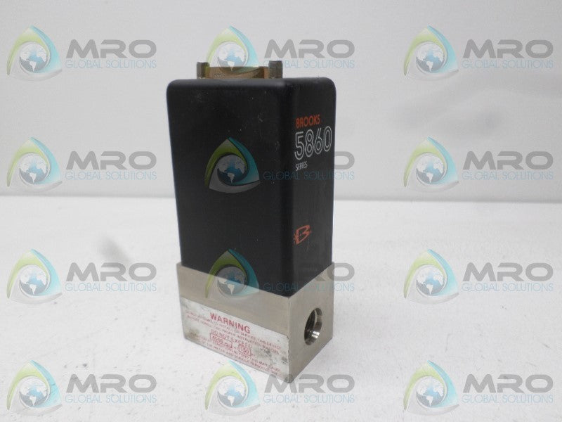 BROOKS 5860 MASS FLOW METER 150 SCCM UNMP