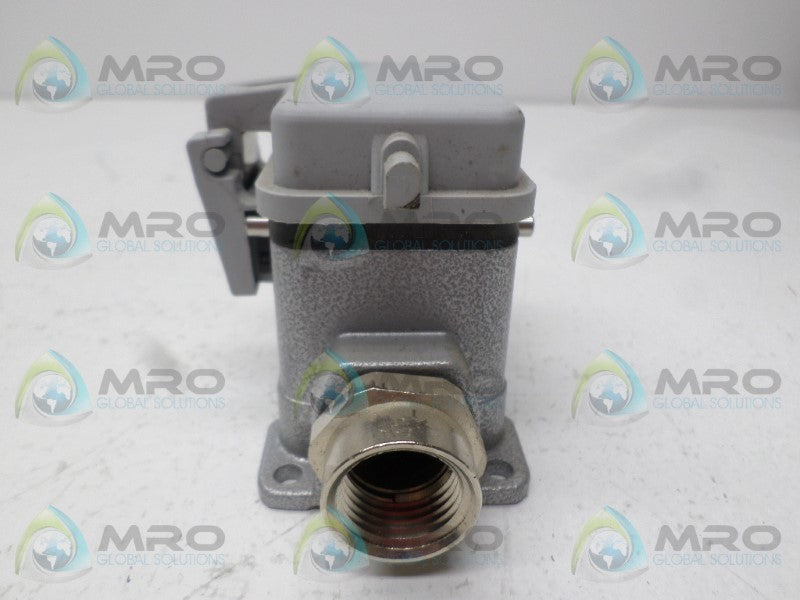 THOMAS & BETTS BB210MV DOUBLE LEVER LOCKING BASE NSNP