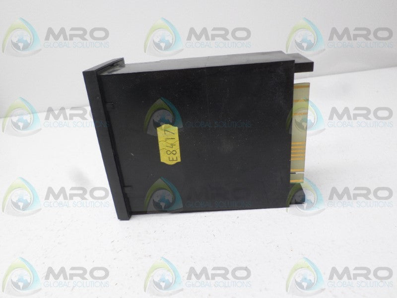 RS COMPONENTS 258-669 LED DIGITAL PANEL METER  UNMP