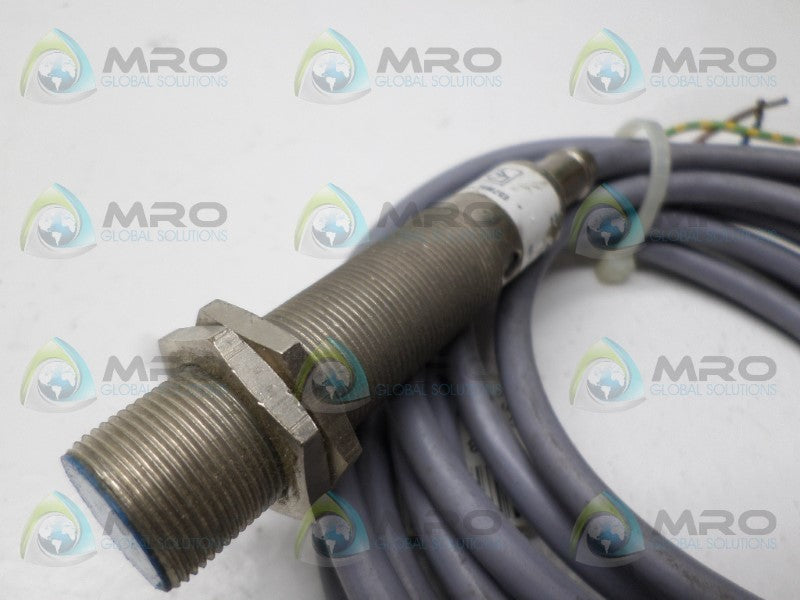 CUTLER HAMMER E57MAL18A2 PROXIMITY SENSOR  NSNP