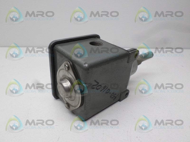 UNITED ELECTRIC B105-121 PRESSURE SWITCH  UNMP