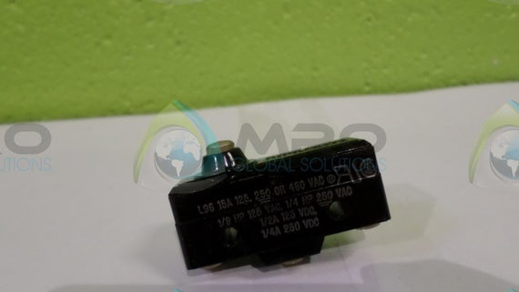 (LOT OF 2) MICROSWITCH BZ-3RDT SWITCH UNMP