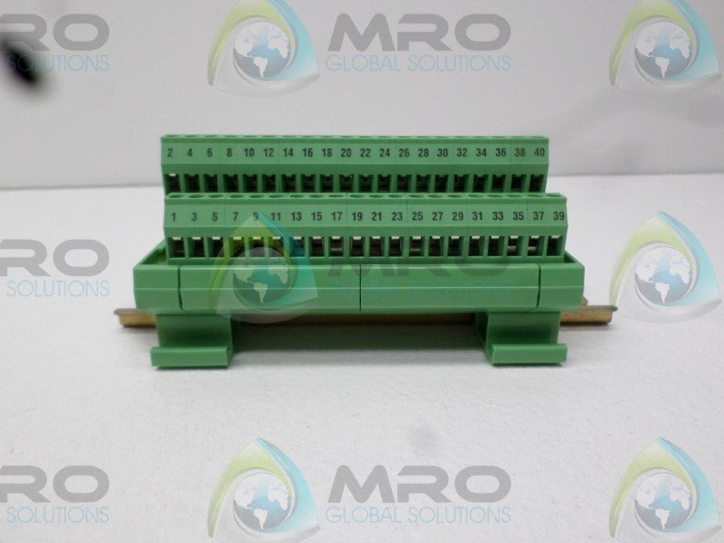 AMCI FLKM40 FRONT ADAPTER  NSNP