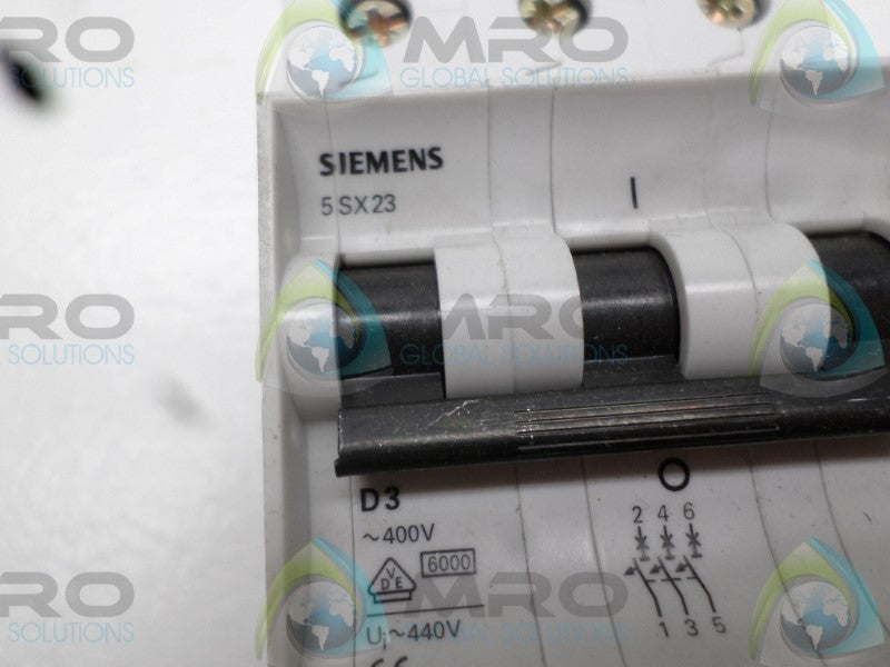 SIMENS 5SX2303-8 3A UNMP