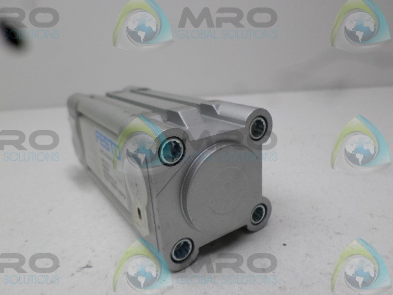 FESTO DNC-40-30-P-A PNEUMATIC CYLINDER  NSNP