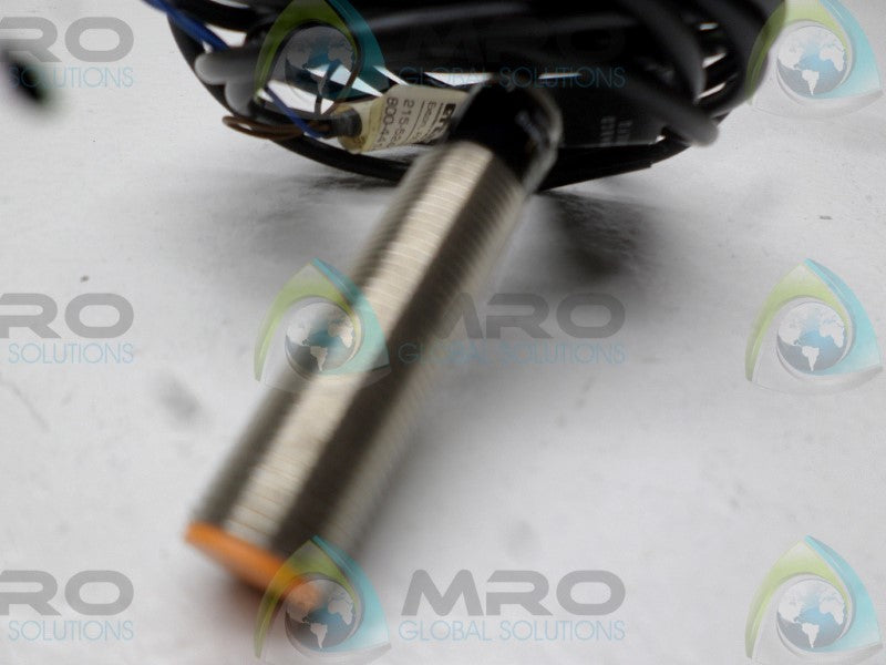 IFM EFECTOR IFK3002LAPOG PROXIMITY SENSOR  NSNP
