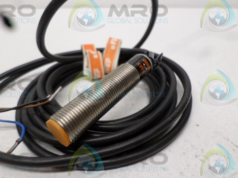 IFM EFECTOR 8034BL02FL3DAMX INDUCTIVE SENSOR  NSMP