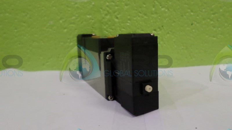 SMC NVFS3200-3FZA SOLENOID VALVE NSNP
