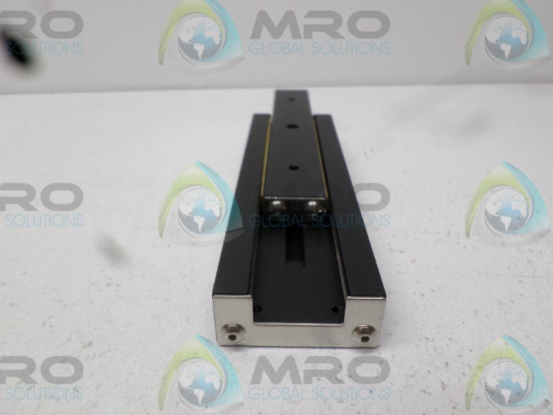 DELTRON RS2-4 LINEAR SLIDE RAIL  NSMP