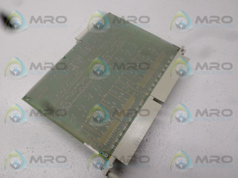 SIEMENS SIMATIC S5 6ES5454-4UA13 OUTPUT MODULE  UNMP