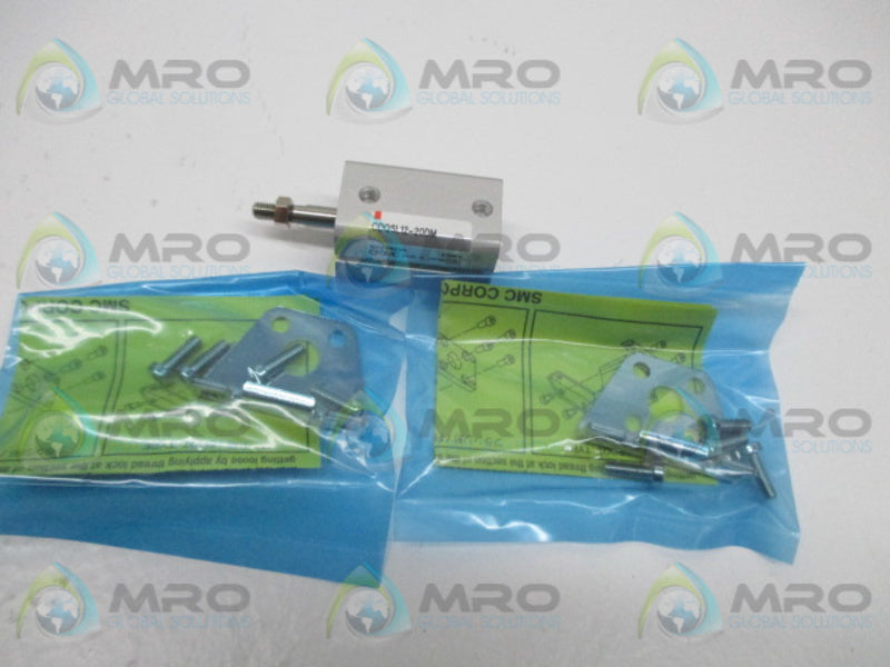SMC CDQSL12-20DM COMPACT CYLINDER  NSMP