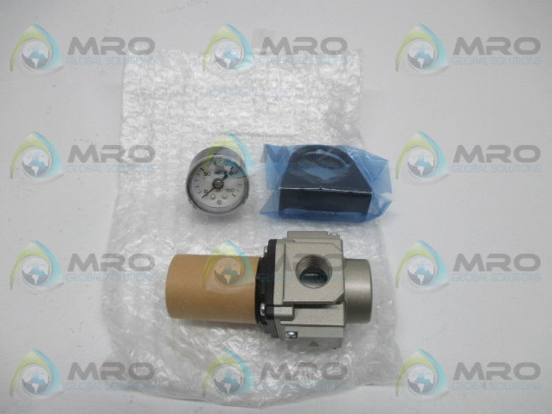 SMC AR25-N03BG-YZ PNEUMATIC REGULATOR  NSMP