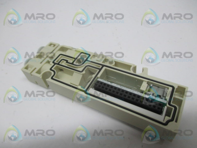SMC SV1000-50-1A-C6 MANIFOLD BLOCK ASSEMBLY  NSMP
