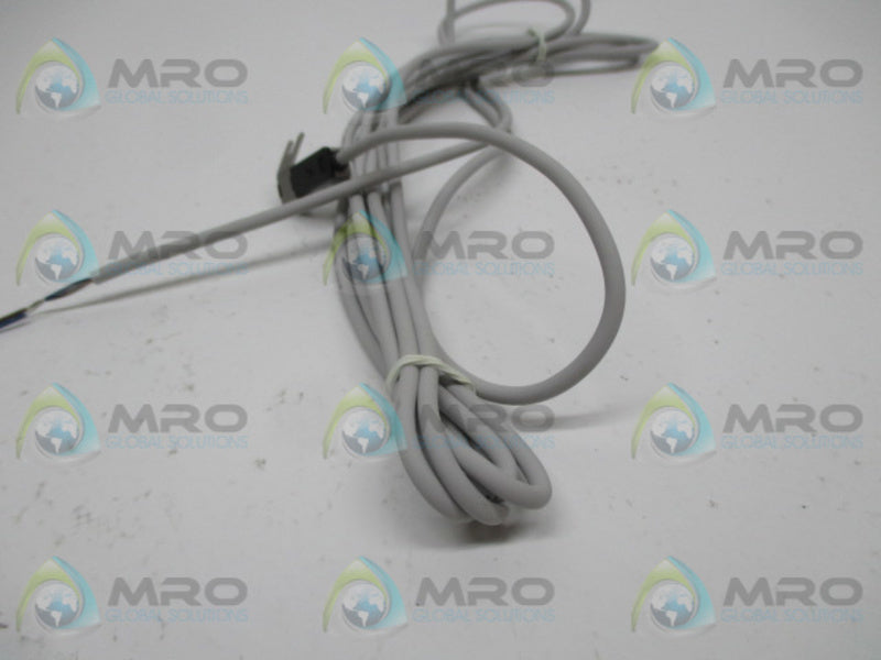 SMC D-R732 MAGNETIC SWITCH  NSNP