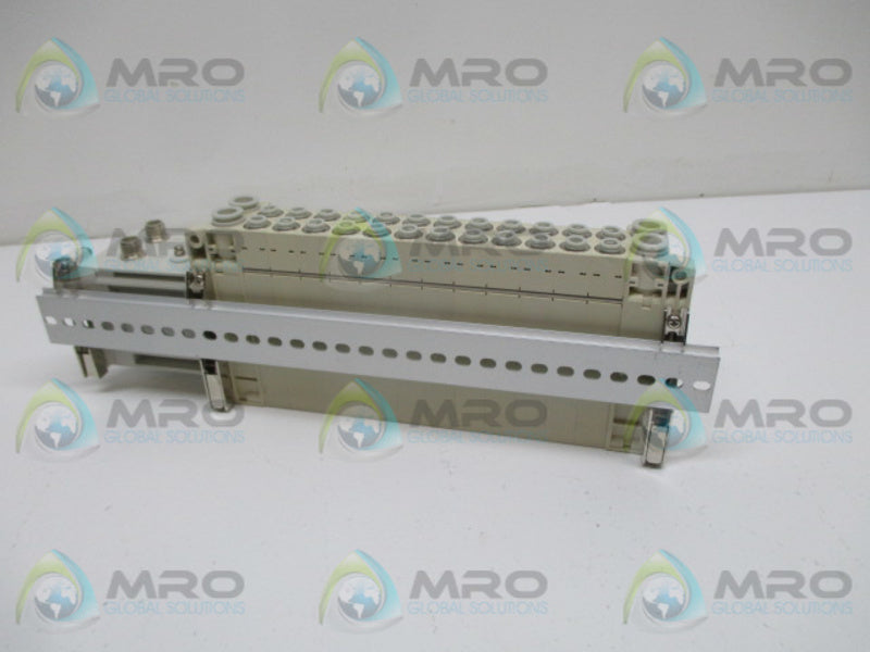 SMC SS5V2-W10S1QWD-12B-C6-D-X160US MANIFOLD STATION  NSNP