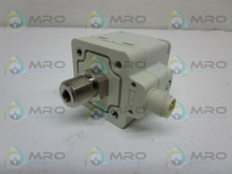 SMC ZSE40A-N01-P-ML DIGITAL PRESSURE SWITCH  NSNP